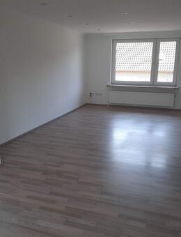 Nienhagen - Moderne, sonnige 3.5 Zimmer Wohnung im 1 Obergeschoss steht zum Einzug bereit. - Nienhagen (Niedersachsen)