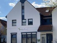VORANKÜNGIGUNG: frisch renovierte 2-Zi.- Wohnung mit Tiefgaragenstellplatz in Bad Oldesloe zu vermieten - Bad Oldesloe