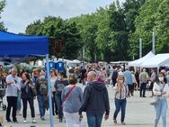 Wilhelmshaven Valoisplatz 24.09.2022 Floh- und Trödelmarkt zum Street Food Festival - Weener
