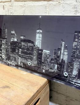 Wandgarderobe New York - Gelsenkirchen