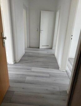 Neu - Sanierte kleine Familienwohnung, 3 Raum Wohnung in Zschornewitz - Gräfenhainichen