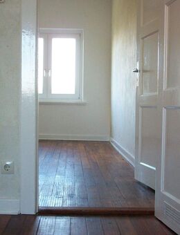 Helle 2-Zi. Wohnung mit Dielen, zentral, gut vermietet, provisionsfrei - Hamburg