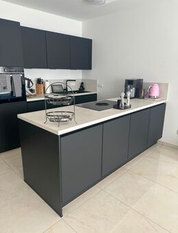 Moderne Einbauküche mit BEKO & BORA Geräten – Neuwertig - Frechen