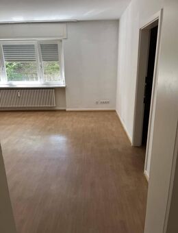 Sehr schöne Wohnung in ruhiger Lage von Scheidt (Uni Nähe), Eichendorffstraße 13 - Saarbrücken