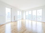 Leben über den Dächern: Exklusives Penthouse mit Balkon & Tiefgarage in moderner Architektur - Frankfurt (Main)