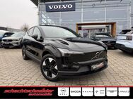 Volvo EX30, Single Motor RWD Plus WinterPak, Jahr 2022 - Potsdam