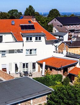 Schönes Zweifamilienhaus mit viel Platz, toller Ausstattung, diversen Extras und schönem Garten. - Brühl (Nordrhein-Westfalen)