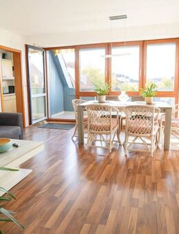 Ab 1.2. 2026 frei! Maisonettewohnung in Königsbrunn - viel Platz & perfekte Lage nahe Straßenbahn - Königsbrunn