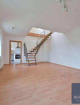NEU! 3 Raum Maisonette Wohnung mit EINBAUKÜCHE + mega Bad in Neuwürschnitz b. Stollberg zu vermieten - Oelsnitz (Erzgebirge)