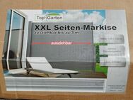 Nagelneue graue Seitenmarkise - Paderborn