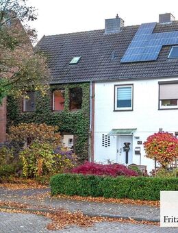 Sanierungsbedürftiges Reihenmittelhaus mit Garage - Oldenburg