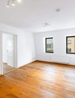 Wohnen mit Charakter - Kapitalanlage mit Stil - attraktive 2-Zimmer-Wohnung in der Fürther Südstadt - Fürth