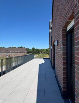 WOW, die Aussicht - Moderne Wohnung mit Dachterrasse direkt am Fliegerhorst! - Oldenburg