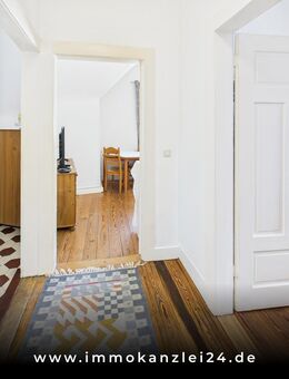 Vermietete Dachgeschosswohnung in Baden-Baden - 2 Zimmer & Toplage! - Baden-Baden