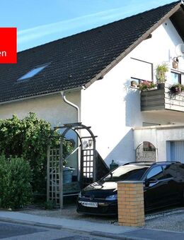 Gepflegtes 2-Familienhaus in ruhiger Seitenstraße von Hochheim-Massenheim, Garage, 2 PKW-Plätze - Hochheim (Main)