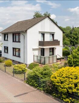 Wohnen, vermieten oder beides: Ein-/Zweifamilienhaus in Wulsdorf mit Potenzial - Bremerhaven
