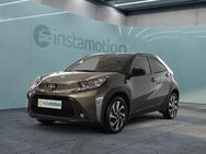 Toyota Aygo, X Pulse AUTOMATIK ANDR, Jahr 2023 - München