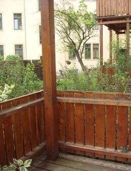 2-Raum-Wohnung mit Balkon, ruhige Seitenstraße, zentral gelegen - Dresden