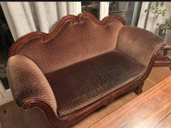 Gemütliches Sofa im antiken Stil - München Schwabing-West
