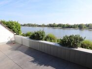 1. Rheinlage: Lichtdurchflutete Luxus-Maisonette - 4 Zimmer + Studio - Sauna - Traum Panoramablick - Düsseldorf