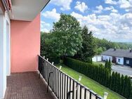 -- Helle 3-Zi-Wohnung mit Balkon am Möhnesee -- großer Südbalkon -- Stellplatz !! -- - Möhnesee