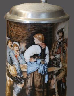 Bierkrug mit Zinndeckel , Porzellan , 0,5Liter , Wilderer in der Sennerhütte , nach Defregger , limitiert , Nummer 465 , Höhe 17,5cm , K55 - Görlitz