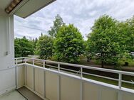 Charmante, neu sanierte 2-Zimmer-Wohnung mit Balkon sucht dich! - Flöha