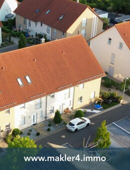 Familienfreundliches Reihenhaus mit vorbereitetem Dachstudio - Schweinfurt
