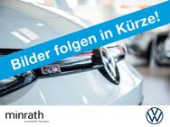 VW Golf, 1.5 TSI VIII Move FLA 3xKlima, Jahr 2023 - Moers