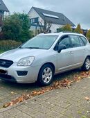 KIA Carens 2.0 CRDi Automatik in 75433