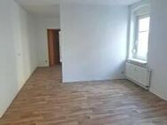 Eine schöne 2-Raum-Wohnung im Zentrum von Schmölln - Schmölln