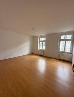3-Raumwohnung mit Einbauküche & Balkon in der Geraer Innenstadt - Gera