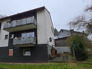 Modernisiertes Reiheneckhaus in guter Lage - Idar-Oberstein-Nahbollenbach - Idar-Oberstein