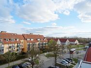 LICHTDURCHFLUTETE DACHTRAUMWOHNUNG MIT GALERIE UND GROßZÜGIGEM BALKON - Nürnberg