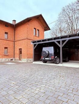 ... AIGNER - historisches, saniertes Bahnwärterhaus mit Carport für Individualisten mit Charme ... - Eggenfelden