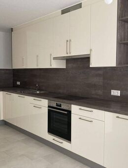 Helle hochwertige 2-Zimmer Neubauwohnung mit EBK, Garten und Stellplatz ERSTBEZUG - Ilsfeld - Ilsfeld
