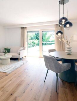 *PROVISIONSFREI* Lichtdurchflutetes Reiheneckhaus mit Garten und Garage in ruhiger Lage - Reutlingen
