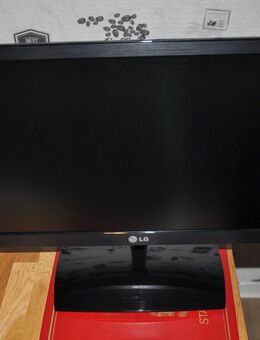 Computerbildschirm LG Flatron E2251 Farbe schwarz zu verkaufen! - Flensburg