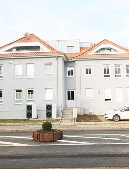 Neubau Erstbezug - Topzentrales Penthouse m. Einbauküche, Dachterrasse, Aufzug und Pkw-Stellplatz - Cloppenburg