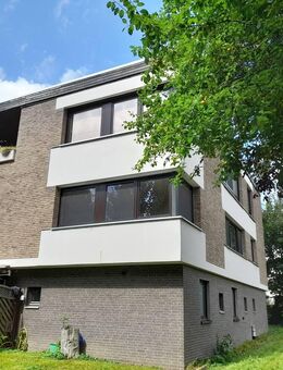 Charmantes 4-Familienhaus in allerbester Lage in Brake - Brake (Unterweser)