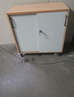 BÜROEINRICHTUNG ZU VERSCHENKEN - Köln