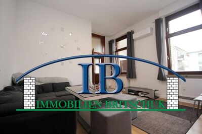 Schöne Wohnung mit EBK und Balkon in zentraler Lage
