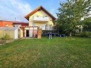 Kapitalanlage oder Selbstbezug!! Top gepflegtes Dreifamilienhaus mit Garten, Terrasse, Balkon, Garage + Carport! - Bopfingen