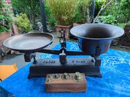 Alte mechanische Waage incl. Gewichte - Ahaus