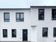 Vollständig kernsaniertes Mehrfamilienhaus nach KfW 70-Standard in Oldenburg-Kreyenbrück - Oldenburg