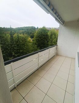 Sonniger Balkon mit Weitblick ins Grüne - Herdecke