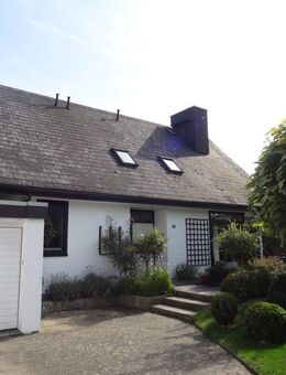 Ruhig gelegenes, helles Architektenhaus mit Garage - Vechelde