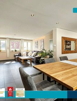 Großes Einfamilienhaus in Igel-Liersberg mit zwei Terrassen, großem Garten mit Pool und zwei Garagen - Igel