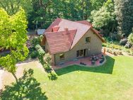 Einmalig gelegenes Einfamilienhaus mit großem Grundstück am Landschaftsschutzgebiet! - Oldenburg