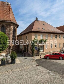Leben, wo andere verweilen – Caféhaus mit Wohnträumen in der Altstadt! - Bad Windsheim
